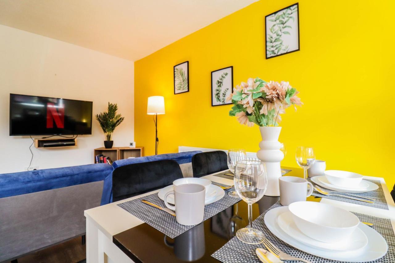 Spacious 1 Bed Flat-Free Parking Hillingdon Ngoại thất bức ảnh